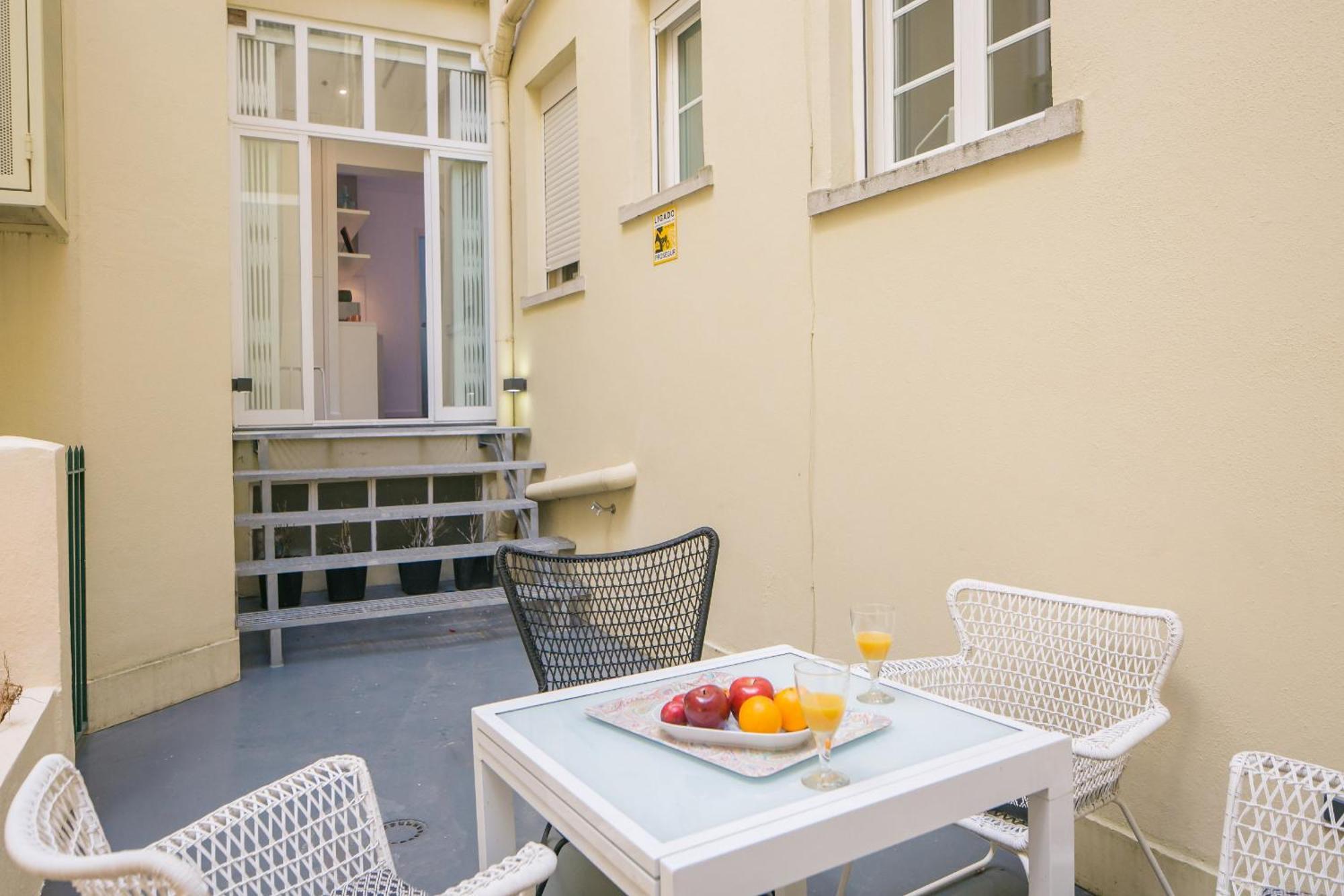 Apartament With A Terrace In The Heart Of Lisbon, 300 외부 사진