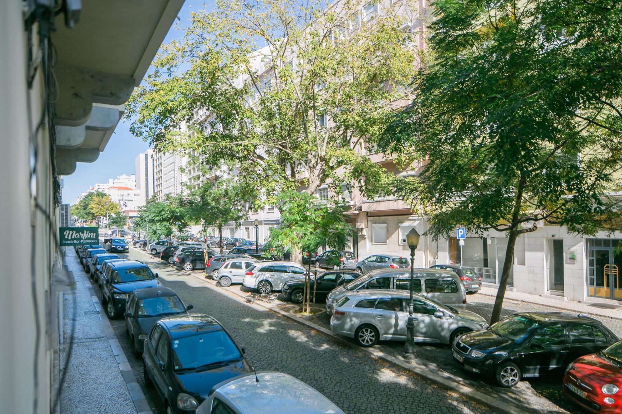 Apartament With A Terrace In The Heart Of Lisbon, 300 외부 사진